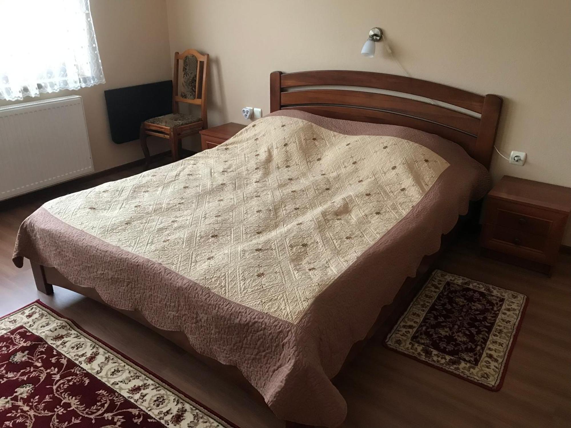 Квітковий Двір Golubinoye Bagian luar foto